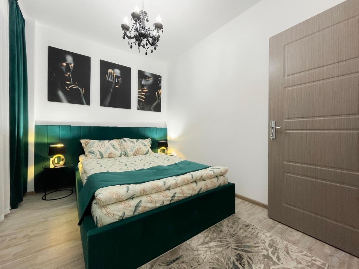 Smarald Apartament Iulius Mall Яссы Экстерьер фото